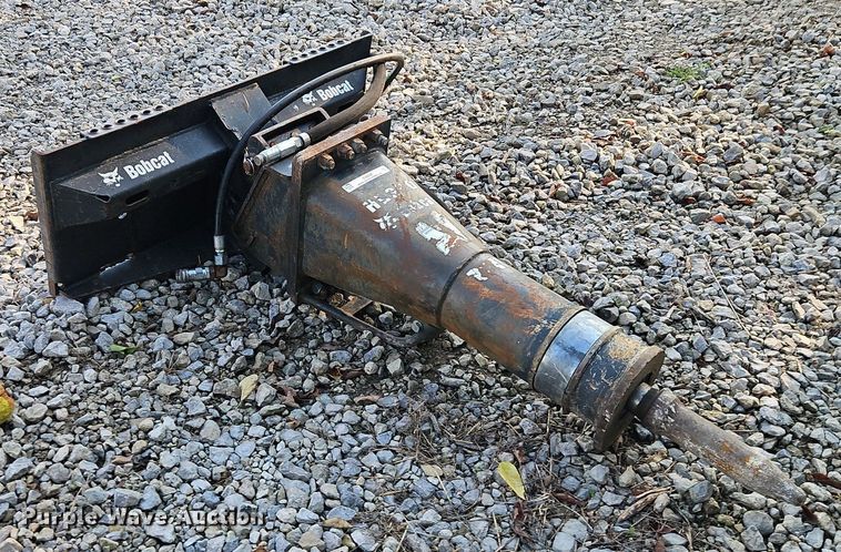 image for item EI8288 Bobcat HB980 breaker