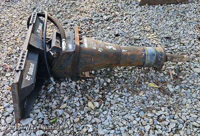 image for item EI8288 Bobcat HB980 breaker