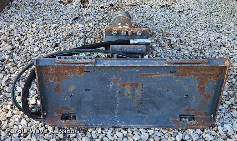 image for item EI8288 Bobcat HB980 breaker