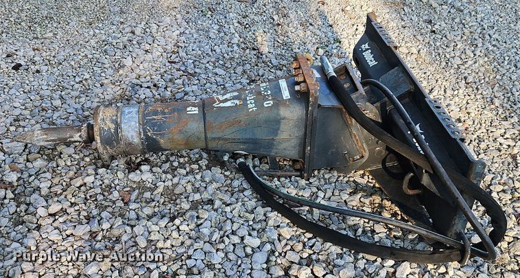 image for item EI8288 Bobcat HB980 breaker