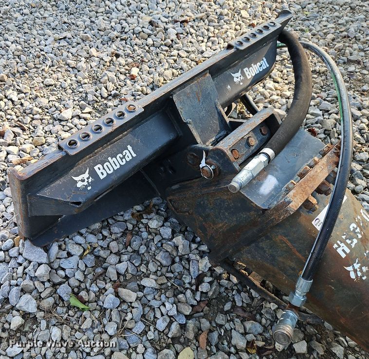 image for item EI8288 Bobcat HB980 breaker