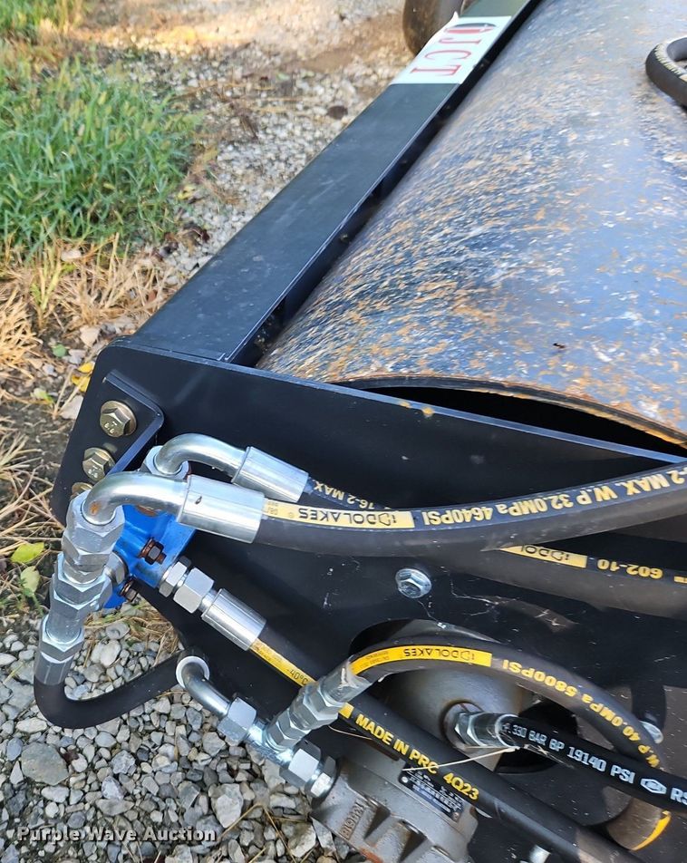 image for item EI8290 JCT skid steer roller