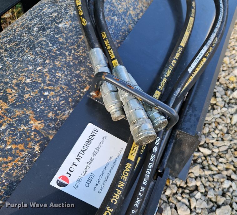 image for item EI8290 JCT skid steer roller