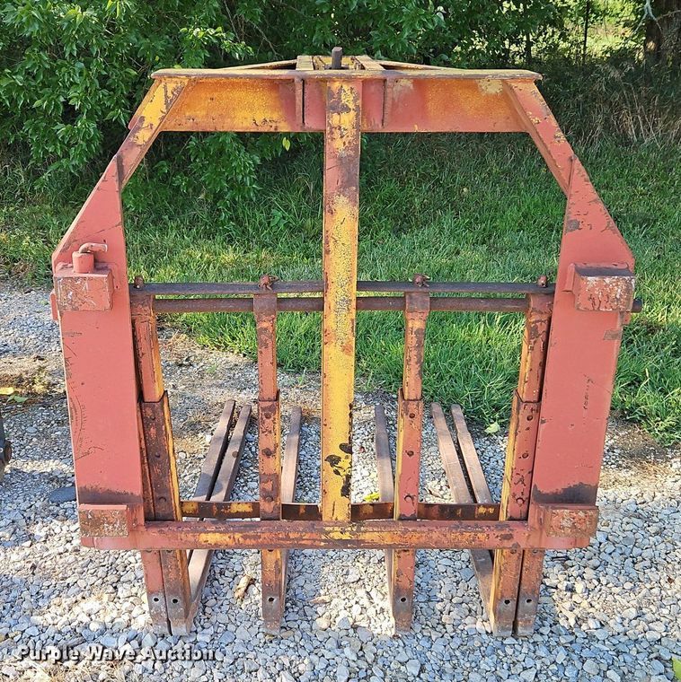 image for item EI8293 U.S. Truck Cranes Inc 647 pallet forks