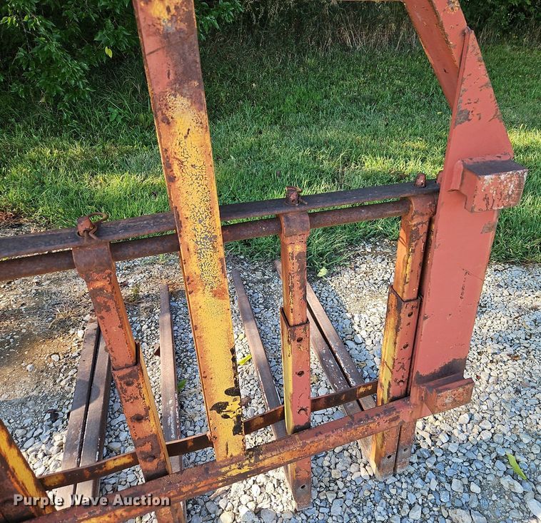 image for item EI8293 U.S. Truck Cranes Inc 647 pallet forks