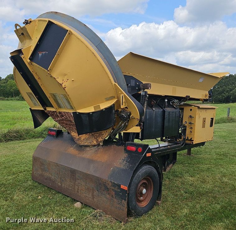 image for item EJ5811 2003 Orbit Screens 63 screening plant