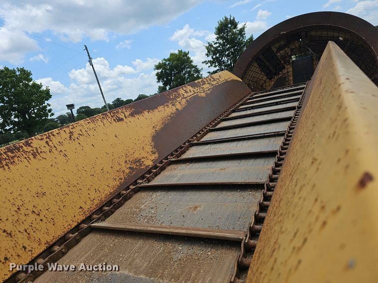 image for item EJ5811 2003 Orbit Screens 63 screening plant