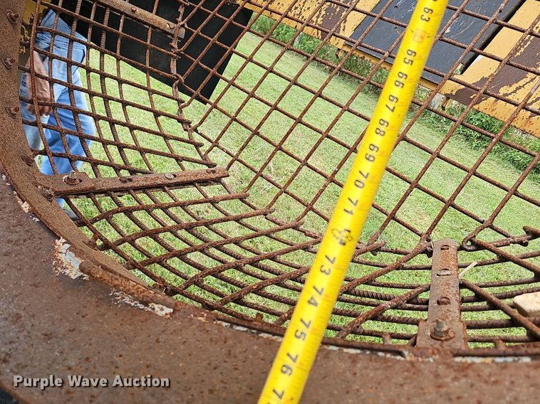 image for item EJ5811 2003 Orbit Screens 63 screening plant