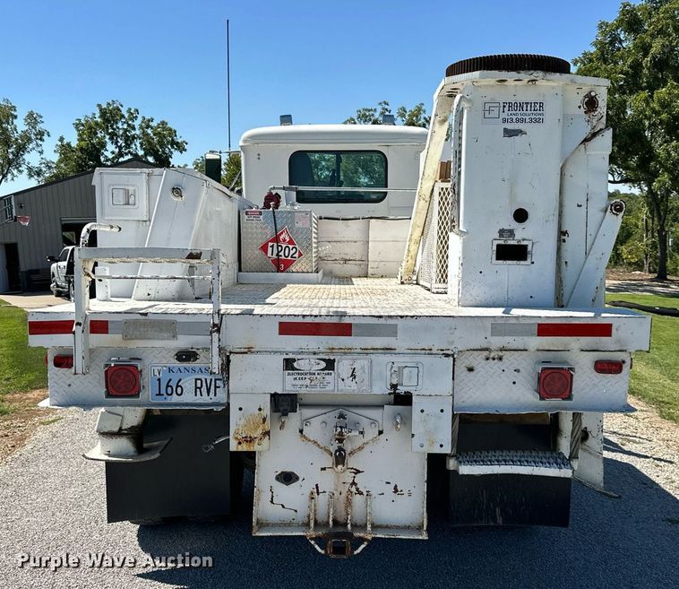 image for item EJ7238 1996 Western Star  4900 utility / service truck