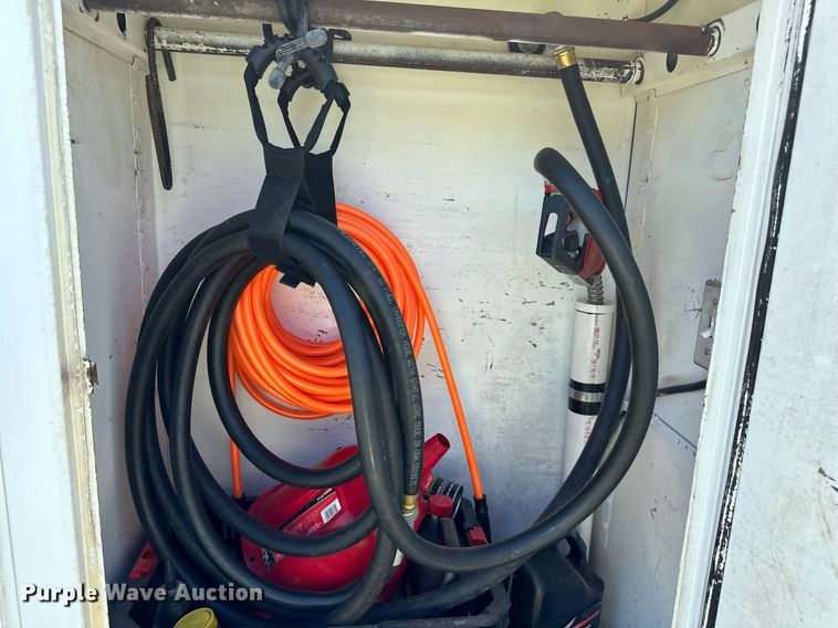 image for item EJ7238 1996 Western Star  4900 utility / service truck