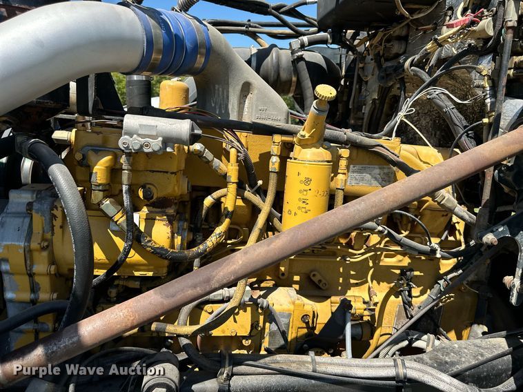 image for item EJ7238 1996 Western Star  4900 utility / service truck