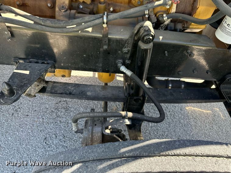 image for item EJ7238 1996 Western Star  4900 utility / service truck