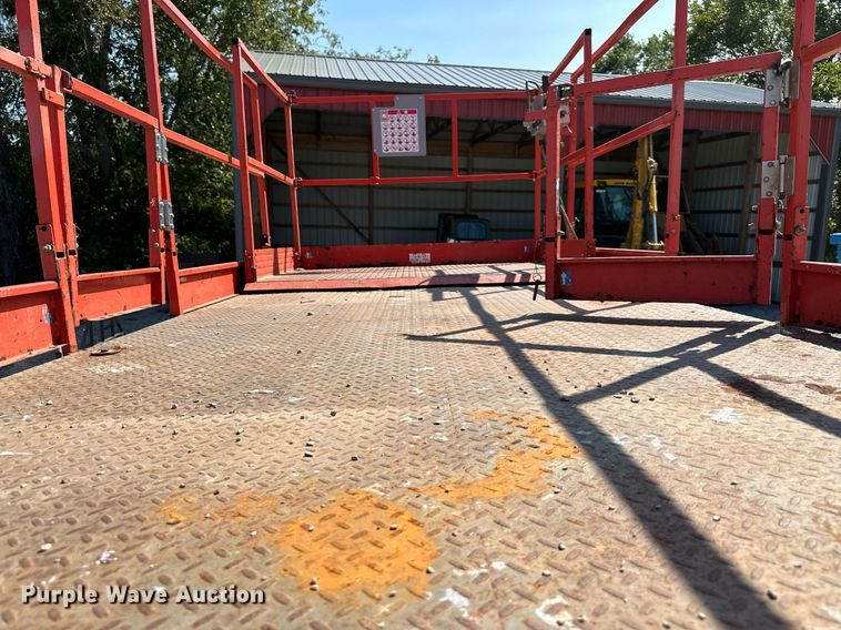 image for item EJ7283 Skyjack SJ8841 scissor lift