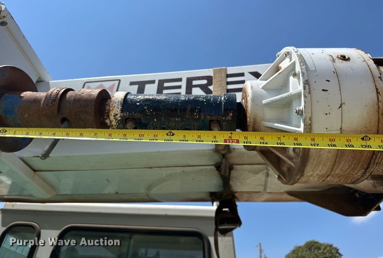 image for item EJ8914 IHI IC50 track carrier with digger derrick 