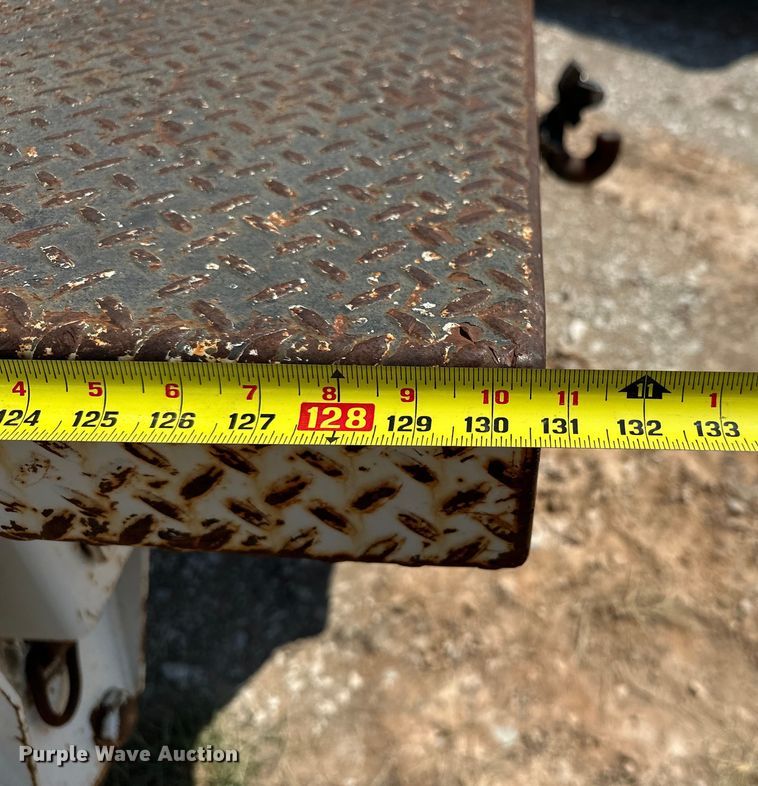 image for item EJ8914 IHI IC50 track carrier with digger derrick 