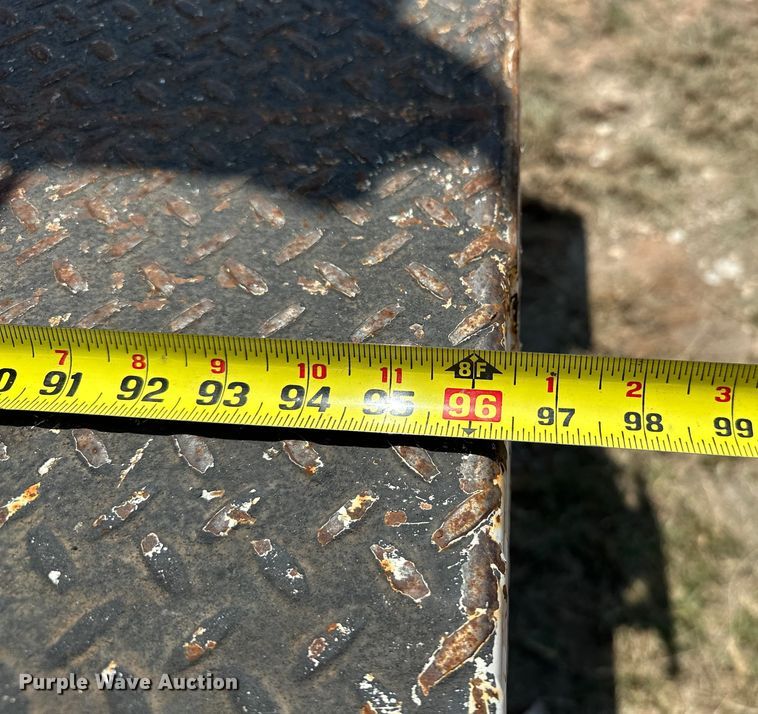 image for item EJ8914 IHI IC50 track carrier with digger derrick 