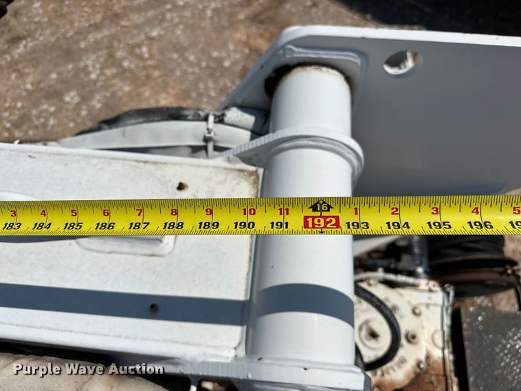 image for item EJ8914 IHI IC50 track carrier with digger derrick 