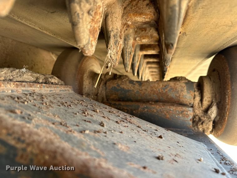 image for item EJ8914 IHI IC50 track carrier with digger derrick 