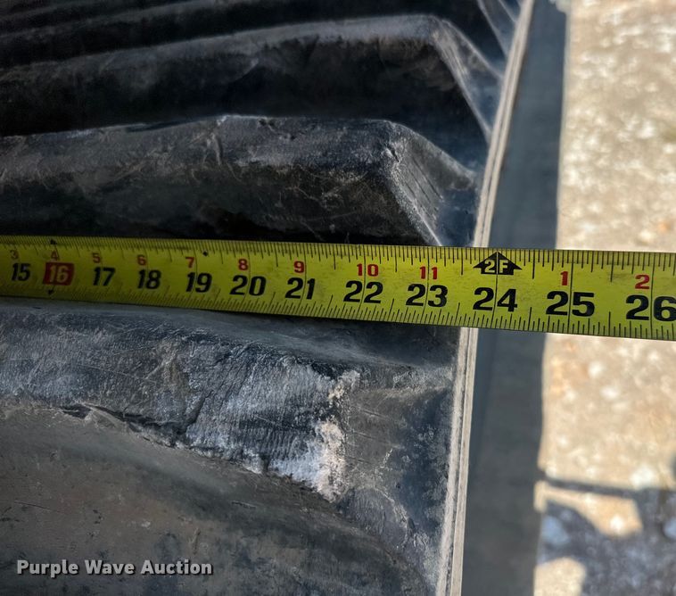 image for item EJ8914 IHI IC50 track carrier with digger derrick 