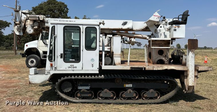 image for item EJ8915 IHI  IC50  track carrier with digger derrick 