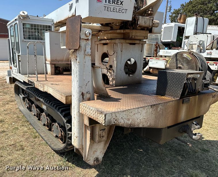 image for item EJ8915 IHI  IC50  track carrier with digger derrick 