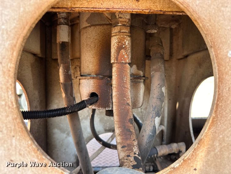 image for item EJ8915 IHI  IC50  track carrier with digger derrick 