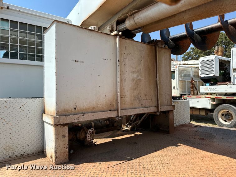 image for item EJ8915 IHI  IC50  track carrier with digger derrick 