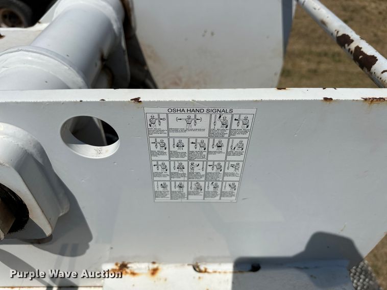 image for item EJ8915 IHI  IC50  track carrier with digger derrick 