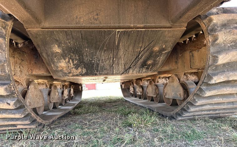 image for item EJ8915 IHI  IC50  track carrier with digger derrick 