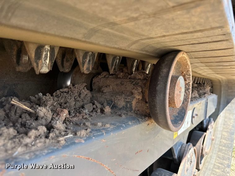 image for item EJ8915 IHI  IC50  track carrier with digger derrick 