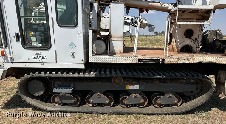 image for item EJ8915 IHI  IC50  track carrier with digger derrick 