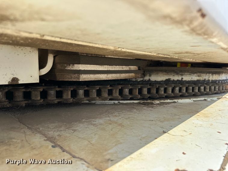 image for item EJ8916 2000 Freightliner  FL80 pressure digger truck