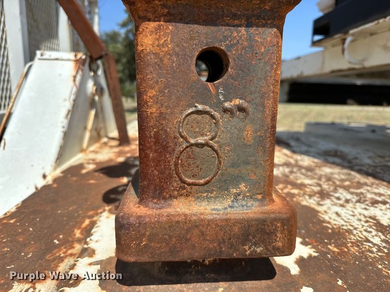 image for item EJ8916 2000 Freightliner  FL80 pressure digger truck