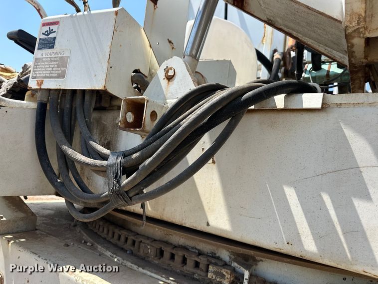 image for item EJ8916 2000 Freightliner  FL80 pressure digger truck