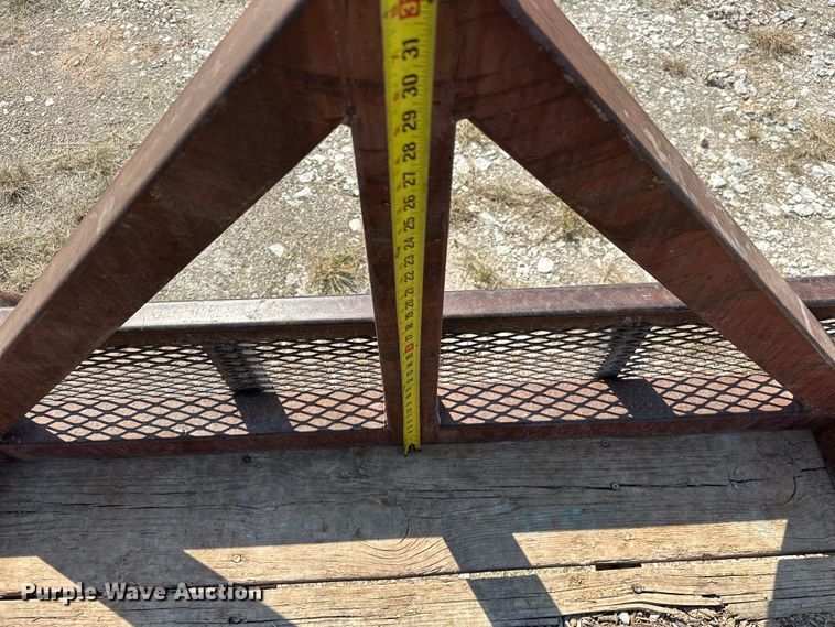 image for item EJ8921 (4) reel stands 