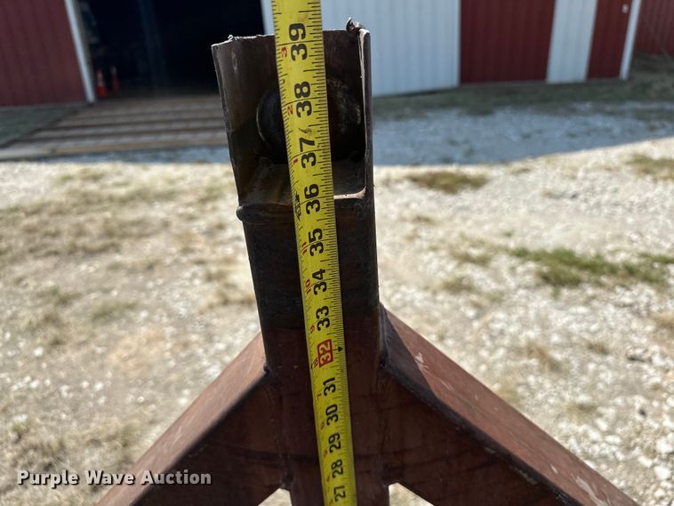 image for item EJ8921 (4) reel stands 