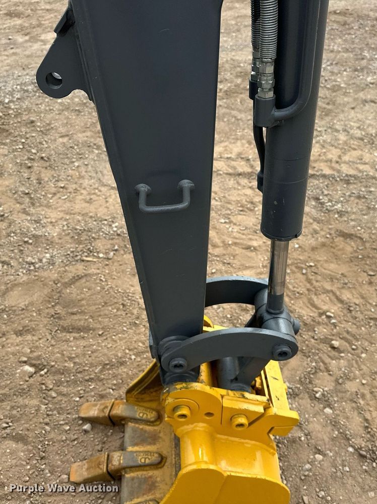 image for item EJ8967 2016 John Deere 17G mini excavator