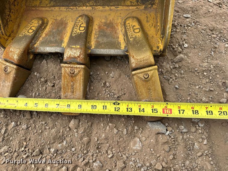 image for item EJ8967 2016 John Deere 17G mini excavator