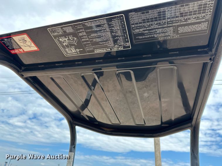 image for item EJ8967 2016 John Deere 17G mini excavator