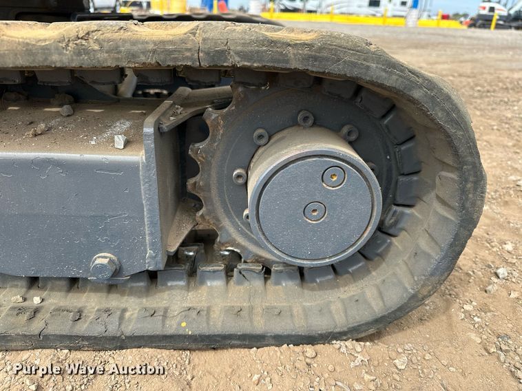 image for item EJ8967 2016 John Deere 17G mini excavator