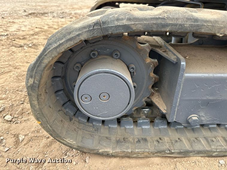 image for item EJ8967 2016 John Deere 17G mini excavator