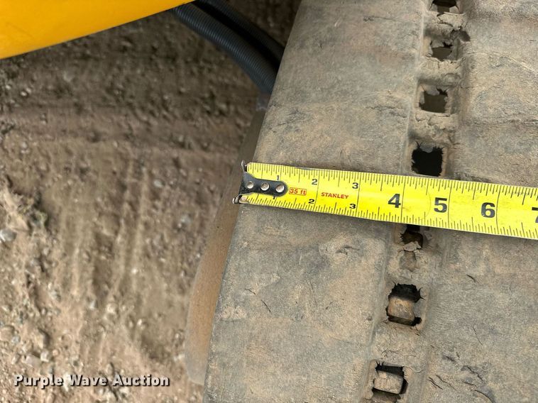 image for item EJ8967 2016 John Deere 17G mini excavator