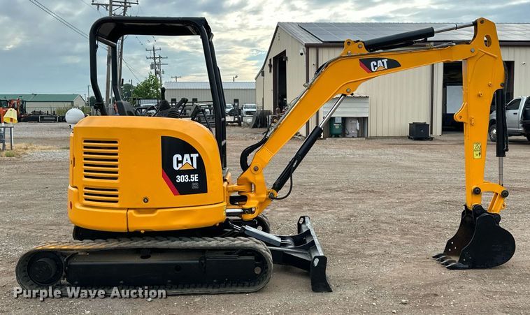 image for item EJ8968 2014 Caterpillar  303.5E mini excavator