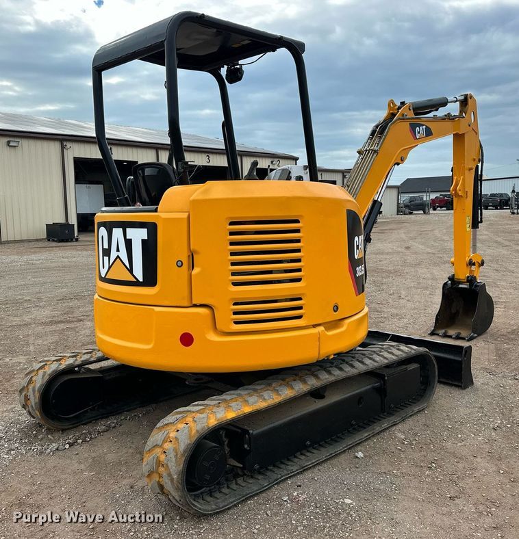 image for item EJ8968 2014 Caterpillar  303.5E mini excavator