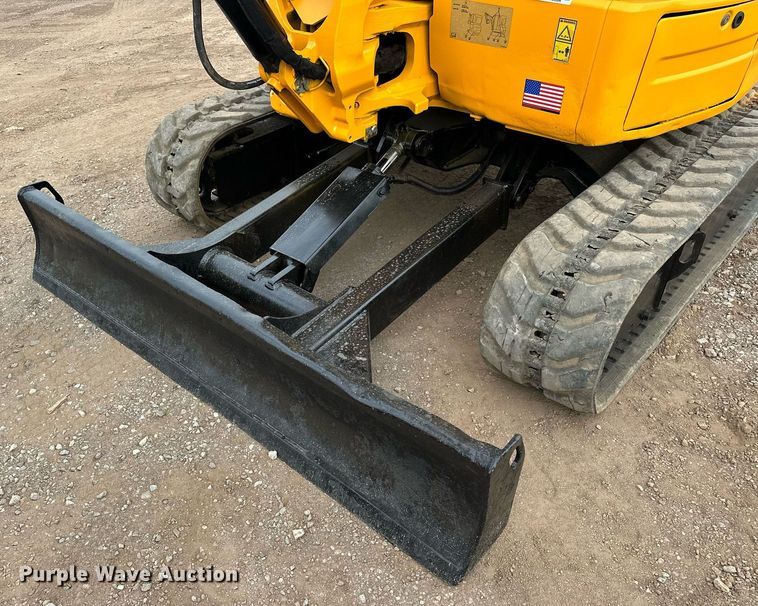 image for item EJ8968 2014 Caterpillar  303.5E mini excavator