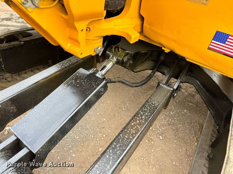 image for item EJ8968 2014 Caterpillar  303.5E mini excavator