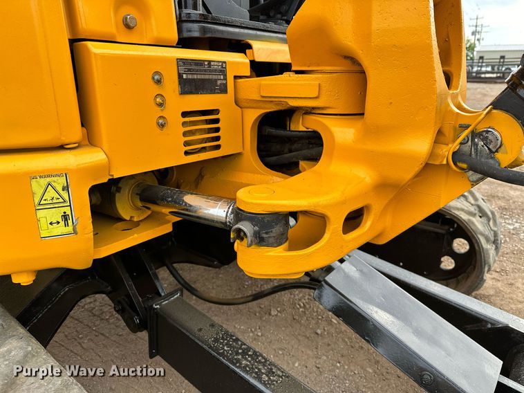 image for item EJ8968 2014 Caterpillar  303.5E mini excavator