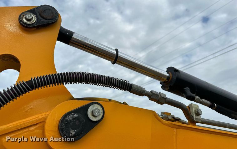 image for item EJ8968 2014 Caterpillar  303.5E mini excavator