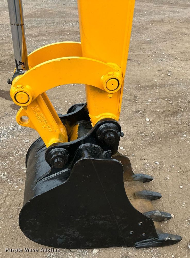 image for item EJ8968 2014 Caterpillar  303.5E mini excavator