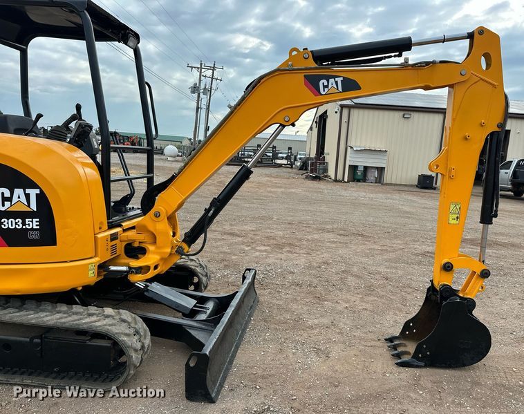 image for item EJ8968 2014 Caterpillar  303.5E mini excavator